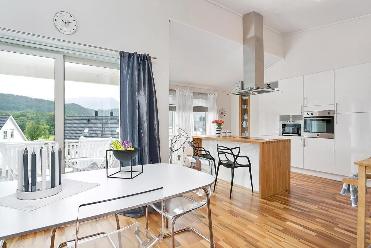 Systra Hotel Apartments Sjøholt Szoba fotó
